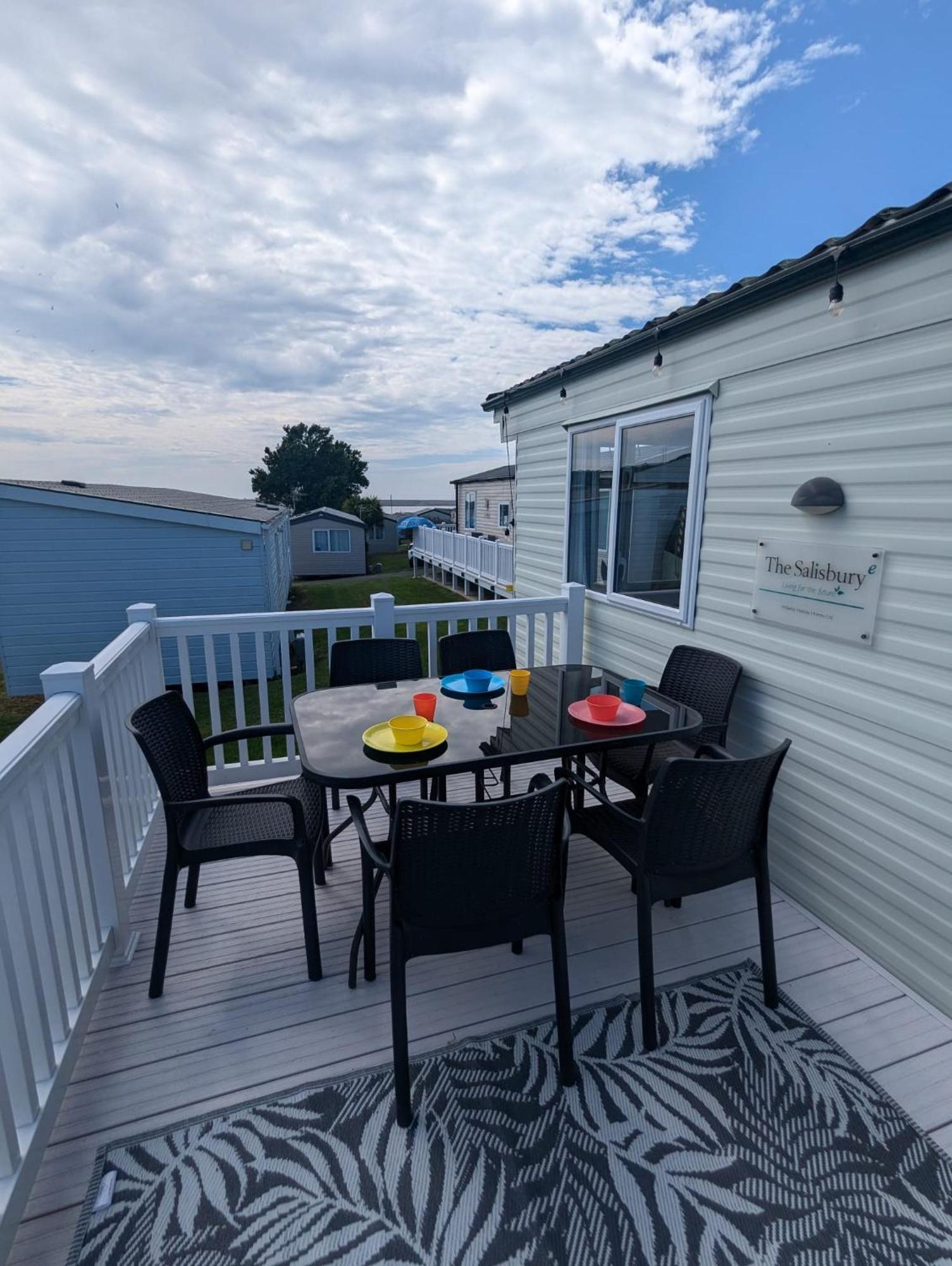 Lovely Family Dog Friendly Caravan On Littlesea Holiday Park Weymouth Haven Wyke Regis Exterior photo